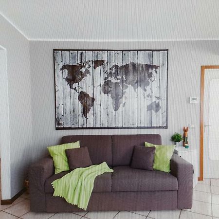 Il Sole, Grande Appartamento In Collina 브루나테 외부 사진