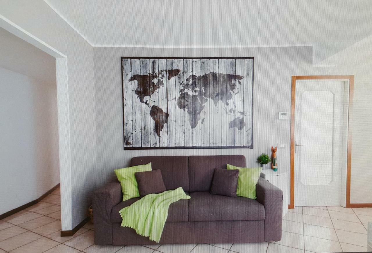 Il Sole, Grande Appartamento In Collina 브루나테 외부 사진